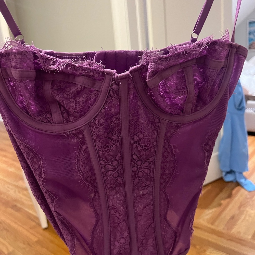 Lightly worn size small urban corset